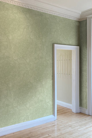 Large Tudor Rose Soft Lime