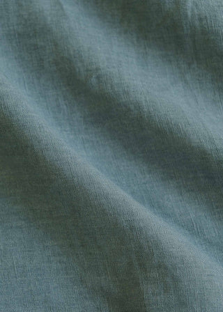 Aura Oceano linen fabric close-up by Coordonné