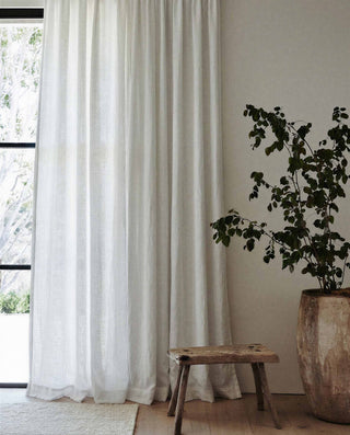 Aura Off linen fabric by Coordonné