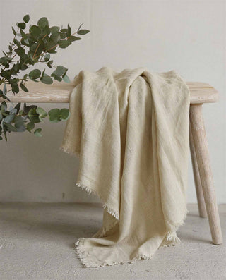 Aura Yeso linen fabric by Coordonné